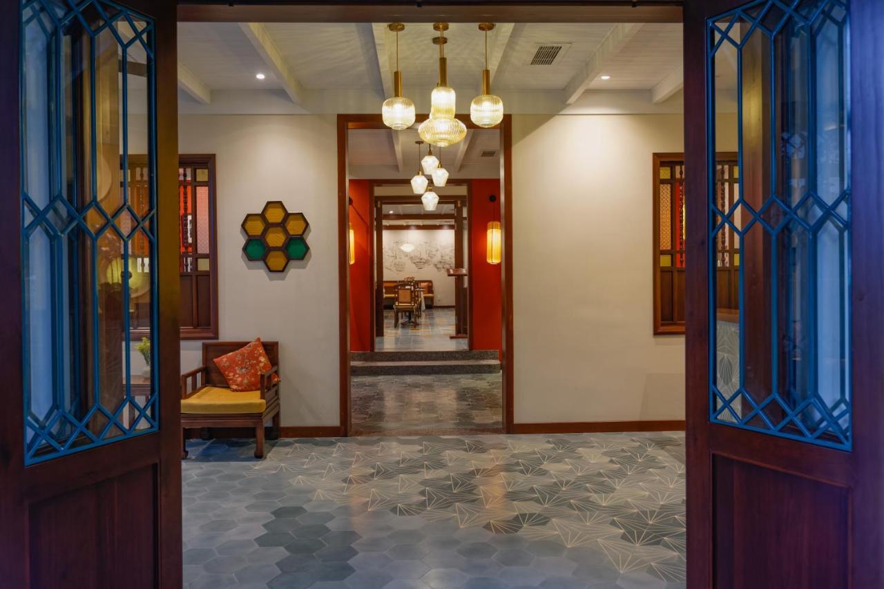 Cozy Savvy Boutique Hotel Hoi An Luaran gambar Interior of the hotel